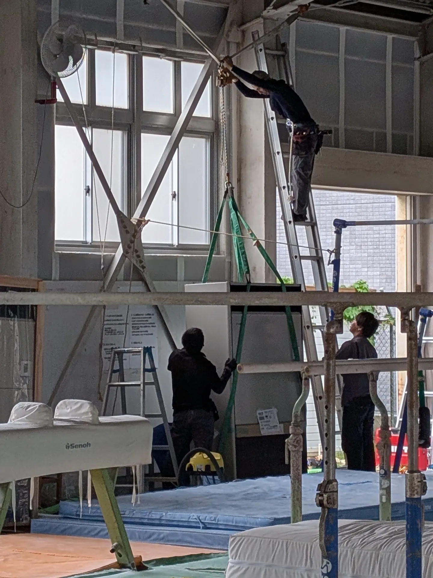 夏を迎える前に志津教室冷暖房機増設しました。